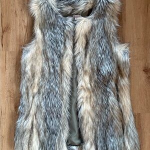 Xhilaration Faux Fur Vest in Gray and Cream